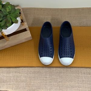 Native Jefferson Shoes J2 Excellent Condition!